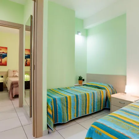 Belvilla By Oyo Flat Near The Sea With Patio Apartment