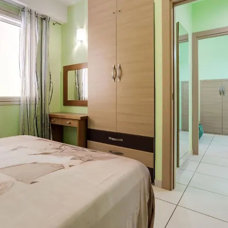 Apartament Belvilla By Oyo Flat Near The Sea With Patio